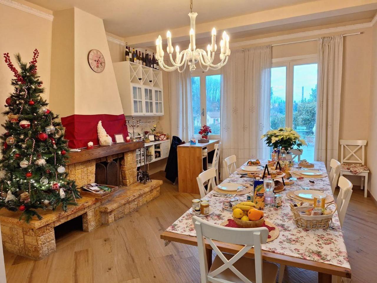 Santa Maria a Monte B&B Le Rose Di Paola מראה חיצוני תמונה